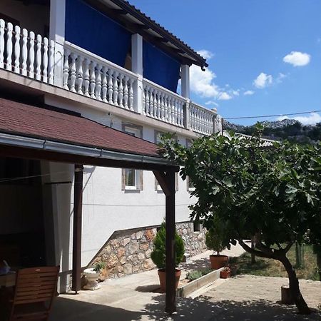 Ana & Stela Apartment Karlobag Ngoại thất bức ảnh